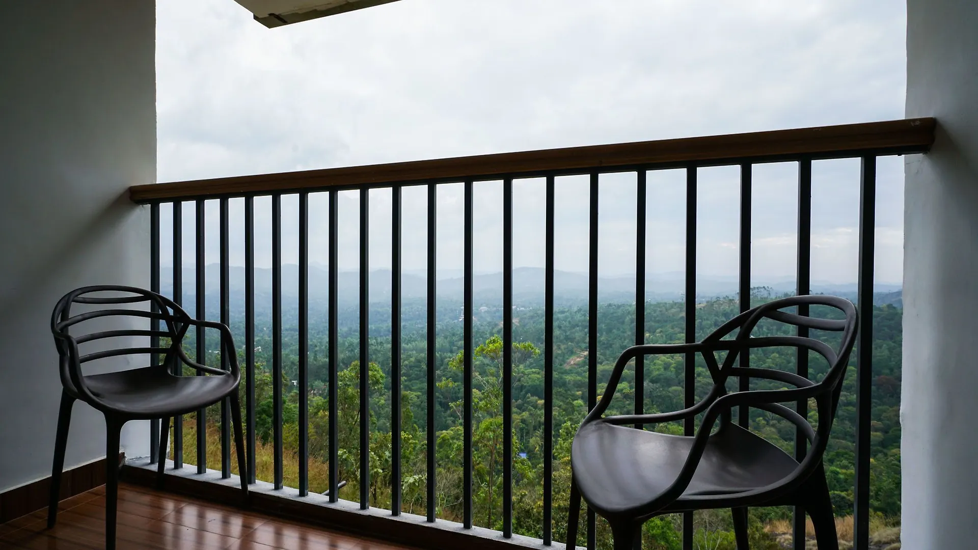Oyo 10426 Le Placid Munnar